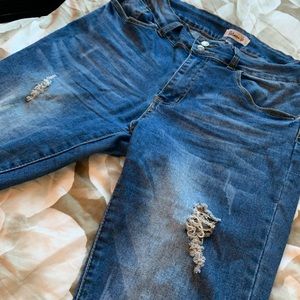Distressed Jeggings